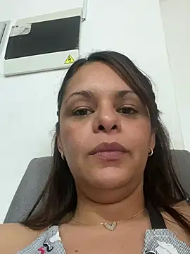 Snapshot of Kataliina chatting on 02.23.25 Kataliina online show from 02.23.25