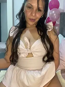 Snapshot of Kataliina chatting on 03.17.25 Kataliina online show from 03.17.25