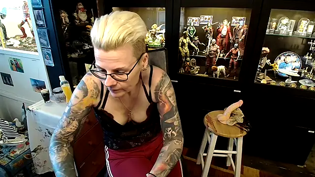 MaryG online show from 01.21.25