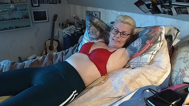 MaryG online show from 02.08.25