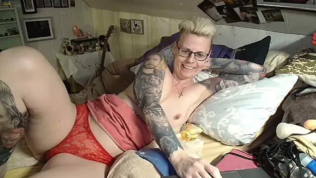 MaryG online show from 02.24.25