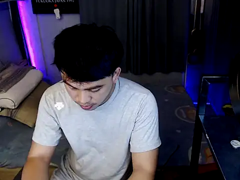 Snapshot of princeJayX chatting on 04.24.26 princeJayX online show from 04.24.26