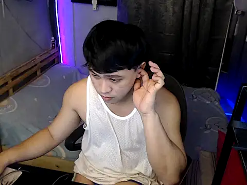 Snapshot of princeJayX chatting on 05.16.26 princeJayX online show from 05.16.26