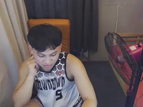Snapshot of princeJayX chatting on 05.21.26 princeJayX online show from 05.21.26