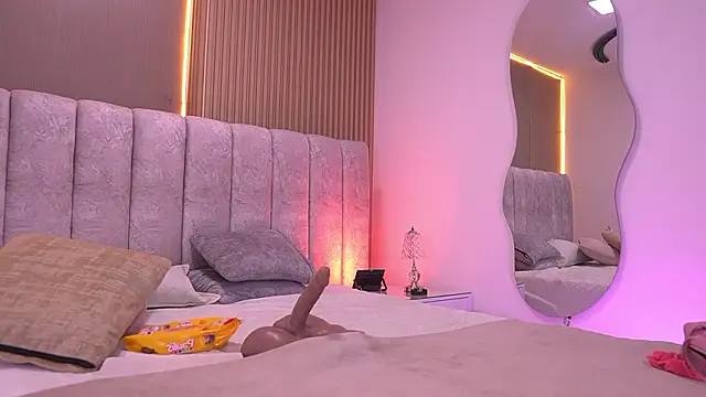 Snapshot of violeta_aroca chatting on 02.26.26 violeta aroca online show from 02.26.26