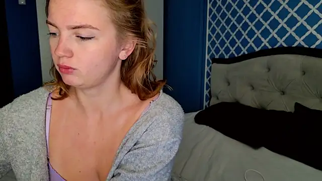 Busty Redhead online show from 06.03.26