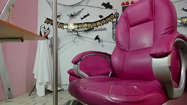 CAMILA--REY online show from 10.19.25