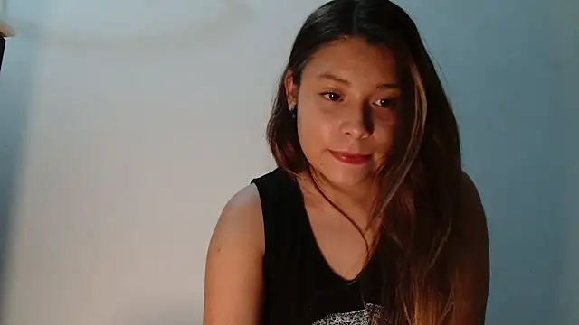 Snapshot of 3littleschoolteens chatting on 07.07.26 3littleschoolteens online show from 07.07.26