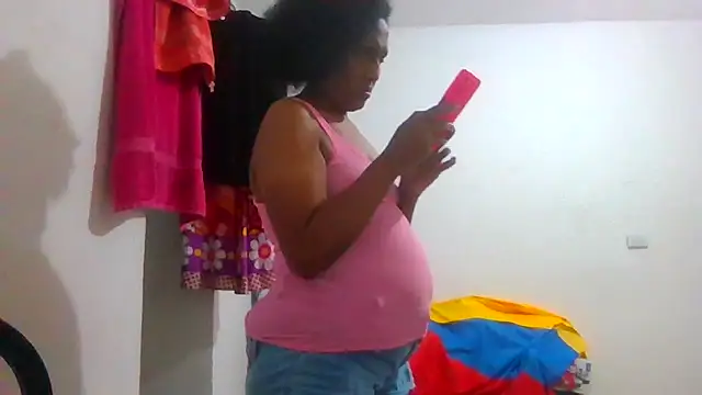 Aishamara online show from 10.05.25