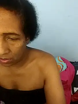 Aishamara online show from 11.29.25