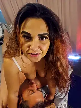 Snapshot of sweetcheekzx chatting on 02.27.25 sweetcheekzx online show from 02.27.25