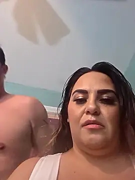 Snapshot of sweetcheekzx chatting on 10.13.25 sweetcheekzx online show from 10.13.25