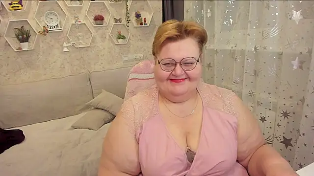 Snapshot of _big_love_ chatting on 01.11.25 big love online show from 01.11.25