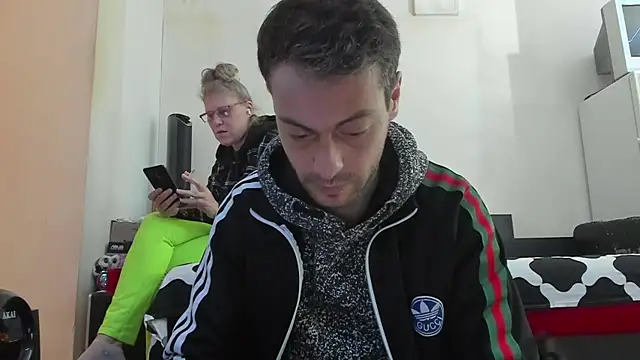 sweetheart loves online show from 04.18.26