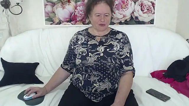 FlaviaSquirts online show from 09.13.25