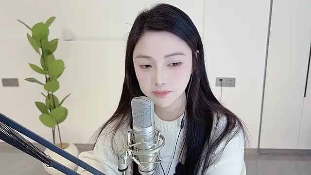 HaagenDazs  online show from 03.06.25