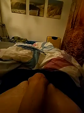 lovebbwgirly online show from 10.28.25