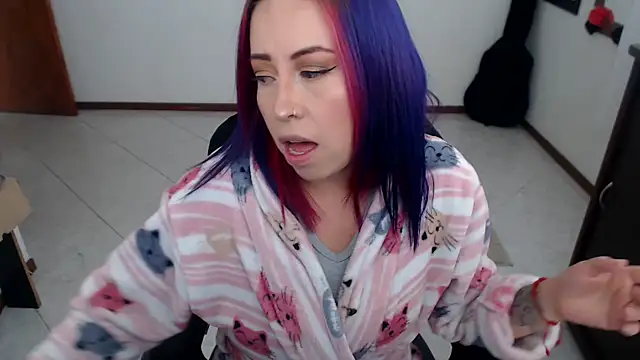 charlottezoe15 online show from 02.18.26