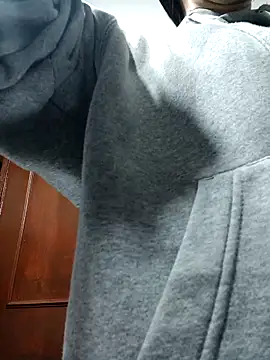 LunaZambrano online show from 10.15.25