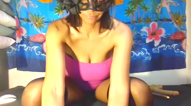 Snapshot of laetitiafun chatting on 03.05.25 laetitiafun online show from 03.05.25