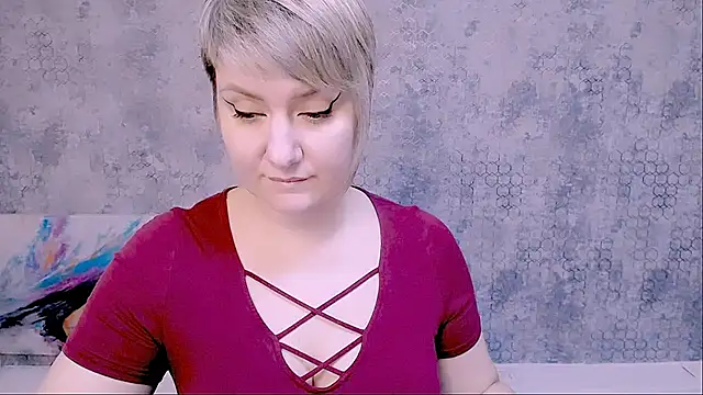 Djullia online show from 02.19.25