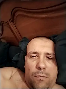 manubm03 online show from 11.28.25