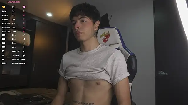 Snapshot of _morghan_ chatting on 11.06.25 morghan online show from 11.06.25