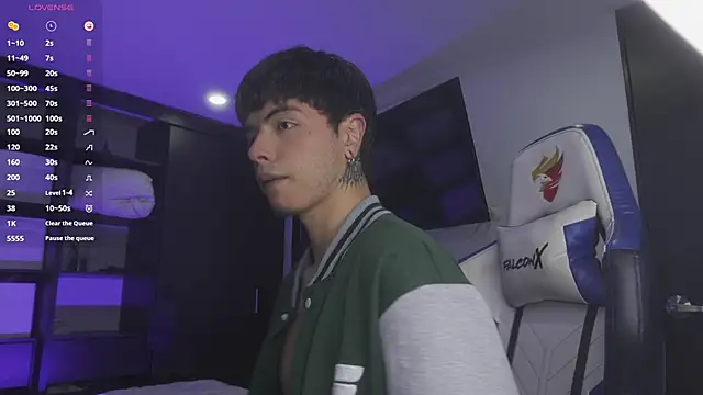 Snapshot of _morghan_ chatting on 11.24.25 morghan online show from 11.24.25