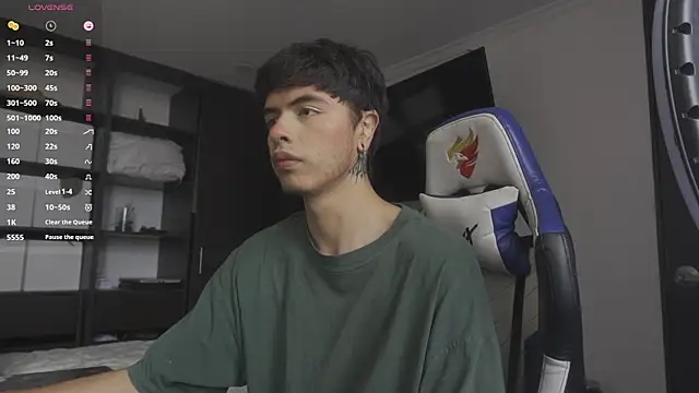 Snapshot of _morghan_ chatting on 12.01.25 morghan online show from 12.01.25