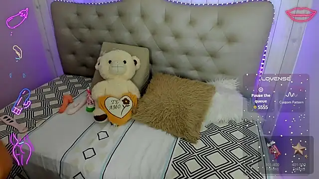 mila katts online show from 02.20.25