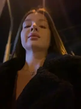 KrisMagnoly online show from 04.12.26