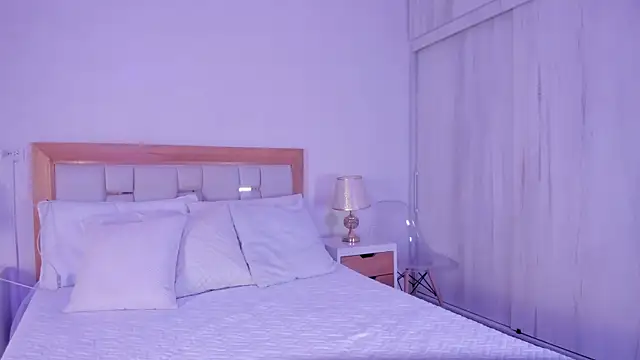 mia hank online show from 02.27.26