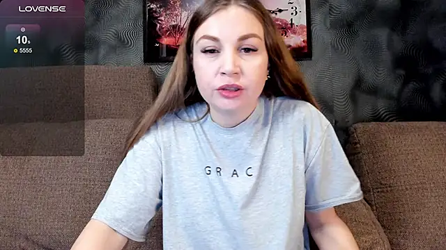 CassieMils online show from 01.11.26