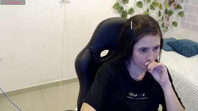 tania sweet   online show from 01.13.25