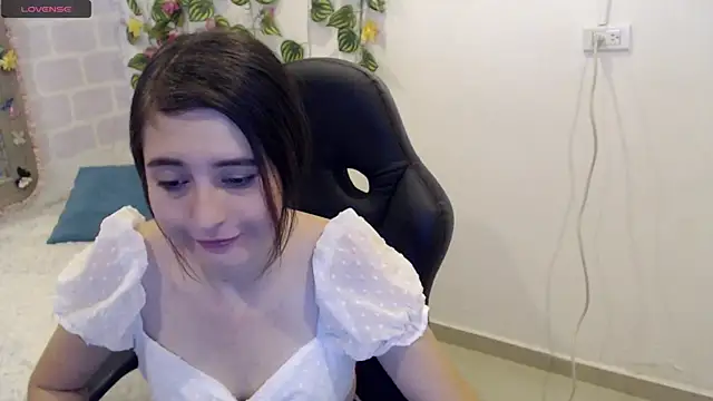 tania sweet   online show from 03.03.25