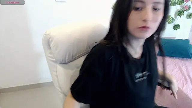 tania sweet   online show from 09.14.25