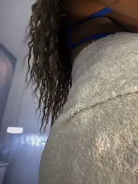 Snapshot of Tayra_Siny chatting on 03.13.25 Tayra Siny online show from 03.13.25