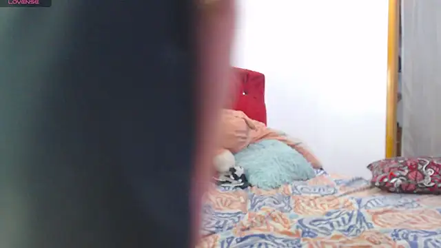 LAICK 01 online show from 04.15.26