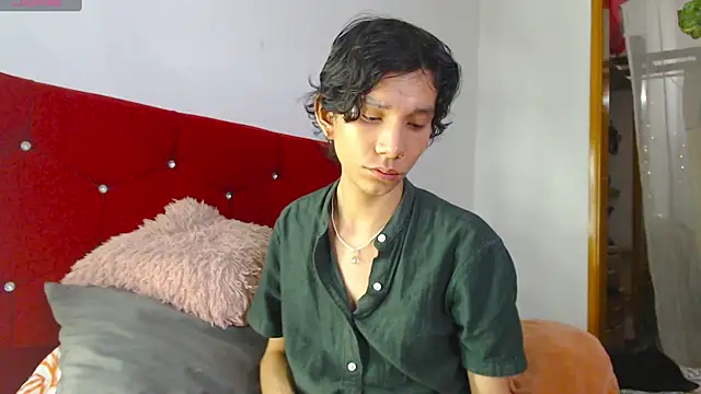 LAICK 01 online show from 04.18.26