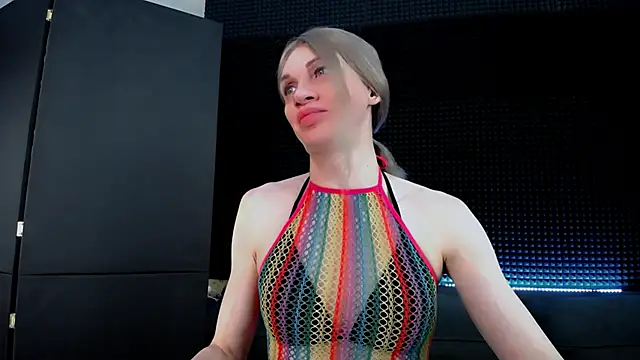 Snapshot of Hardy_Green chatting on 09.11.25 Hardy Green online show from 09.11.25