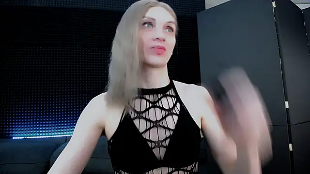 Snapshot of Hardy_Green chatting on 09.20.25 Hardy Green online show from 09.20.25