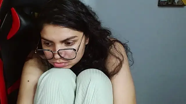 Nikkykora15 online show from 01.10.25