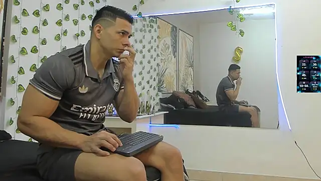 ChoreyTaiylor online show from 11.15.25