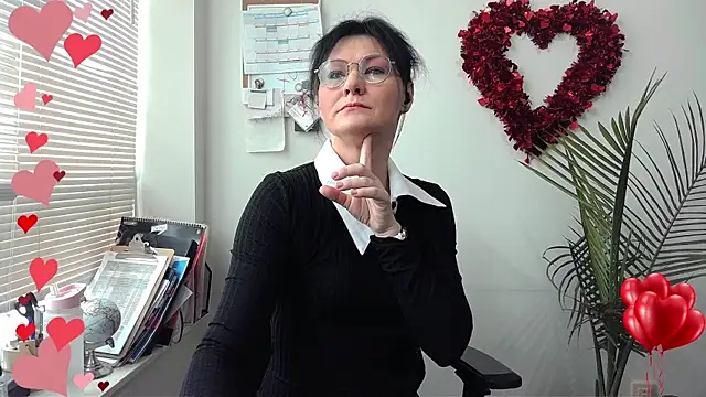 Snapshot of City_Kat chatting on 02.12.25 City Kat online show from 02.12.25