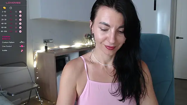 Snapshot of Mary_love16 chatting on 07.14.26 Mary love16 online show from 07.14.26