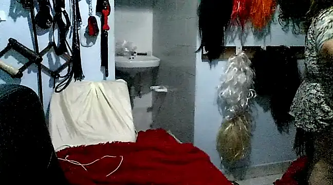 squirt322bbw online show from 02.12.25