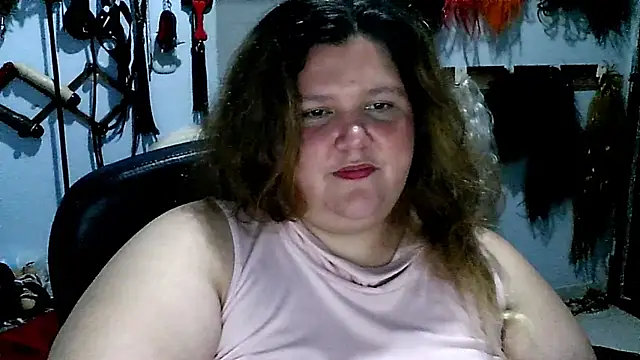 squirt322bbw online show from 02.23.25