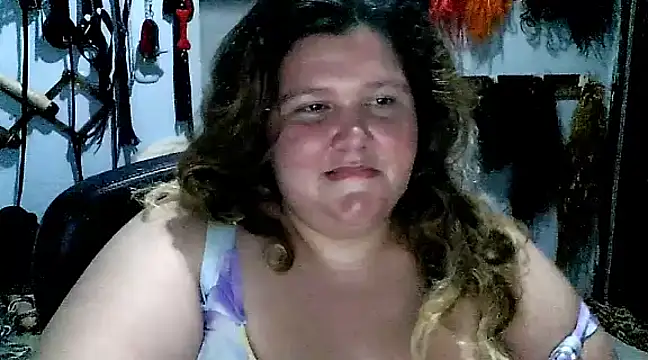 squirt322bbw online show from 02.26.25