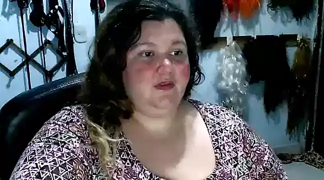 squirt322bbw online show from 03.12.25