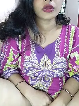 Snapshot of Beautifulsex4u chatting on 02.25.25 Beautifulsex4u online show from 02.25.25